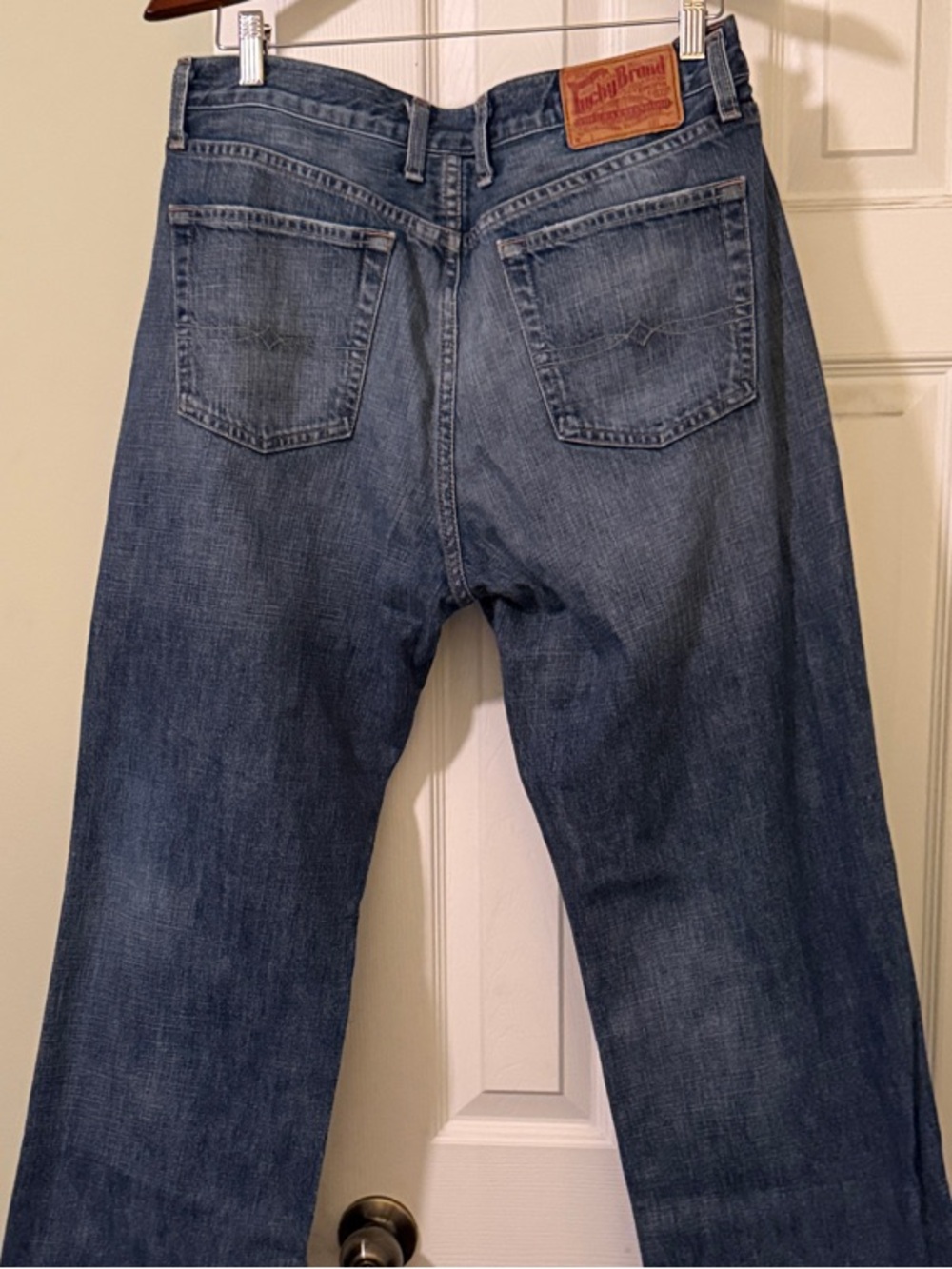 Lucky Brand Men's Straight Denim Jeans in Faded Blue